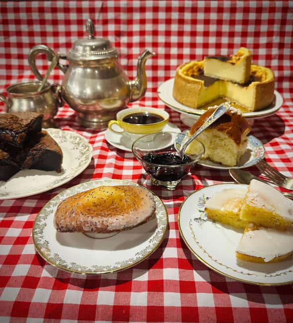 A French "Tea Time" in Paris - A French tea time inside a working Paris market