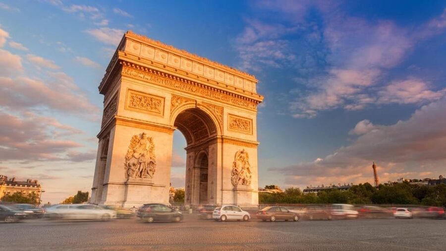 Arc de Triomphe Rooftop: Unveil History & Breathtaking Views - A smart way to see the Arc de Triomphe
