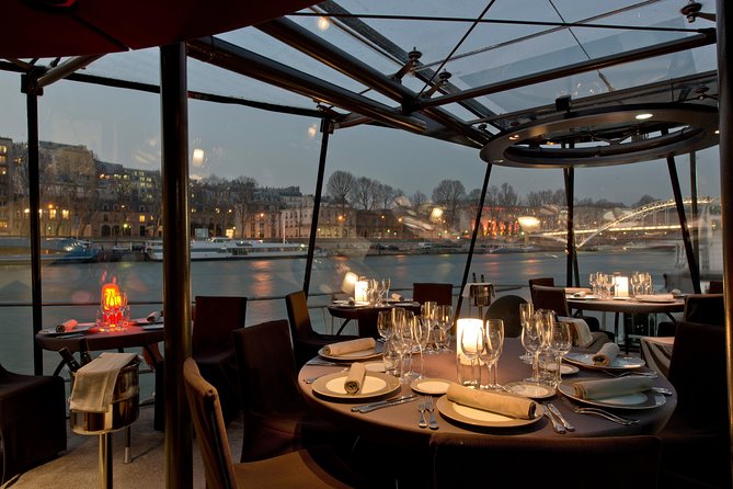 Bateaux Parisiens Seine River Gourmet Dinner & Sightseeing Cruise - How the evening feels in practice