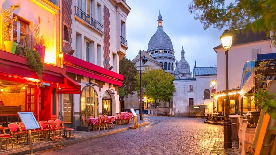 Best of Paris: Private Walking Tour with Local - Starting at Notre-Dame and finding your Paris bearings