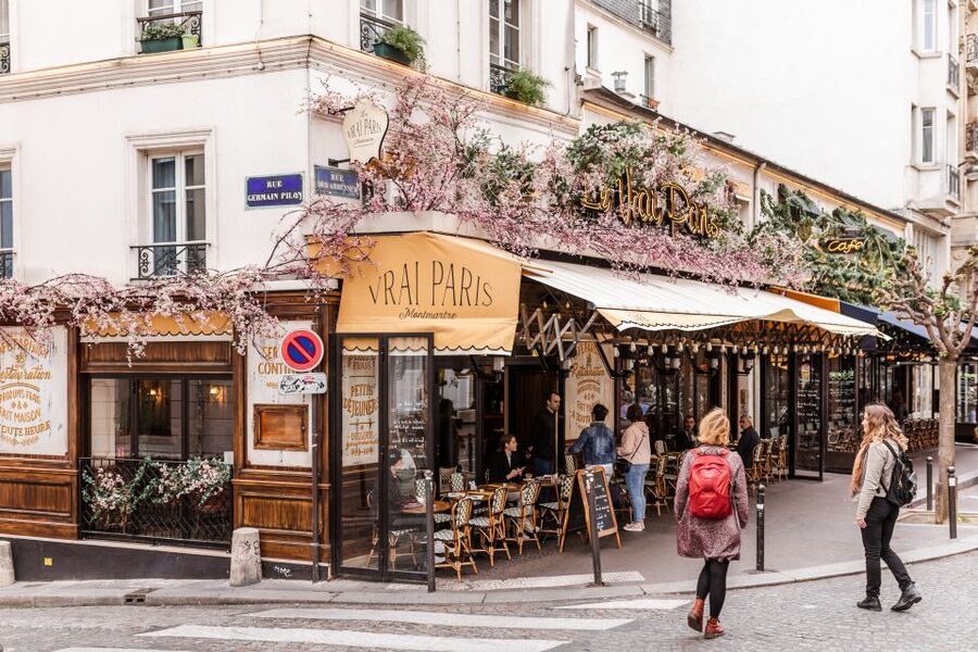 Boutiques and Patisseries: Book a Local in Paris - Who should book this Paris experience?
