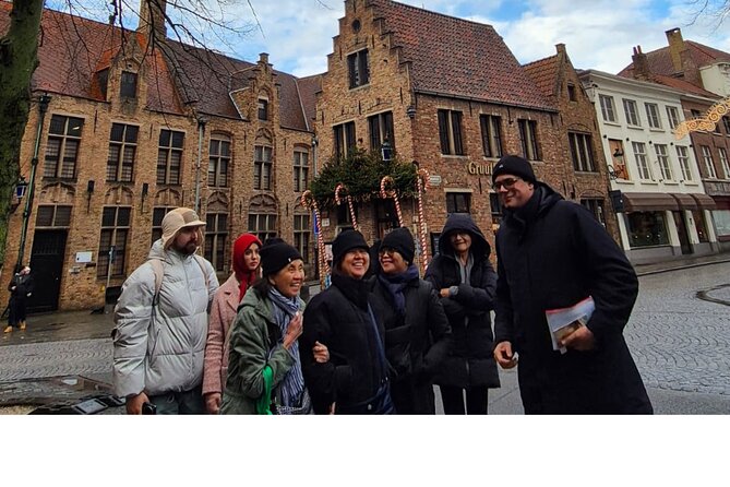 Bruges Guided Day Tour from Paris with Canal Cruise - Making good use of your free time