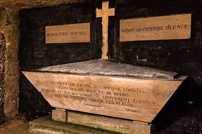 Catacombs of Paris Semi-Private VIP Restricted Access Tour - Restricted rooms are the premium feature