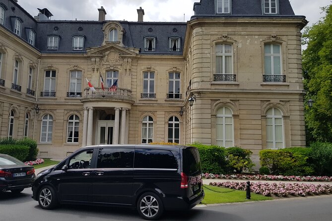 Champagne Region Private Day Trip from Paris - Lunch in Reims or the Champagne countryside