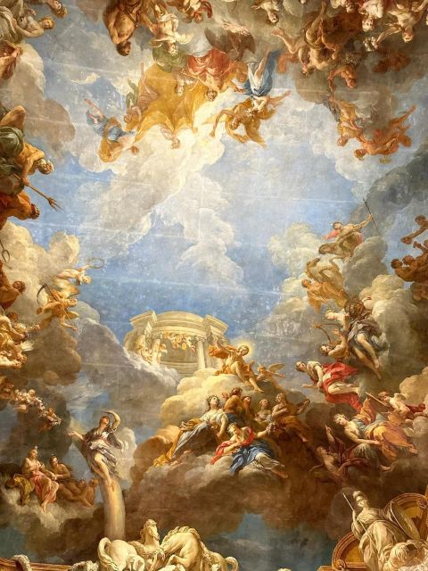 Chateau de Fontainebleau & Chateau de Versailles - One hour for lunch in Fontainebleau