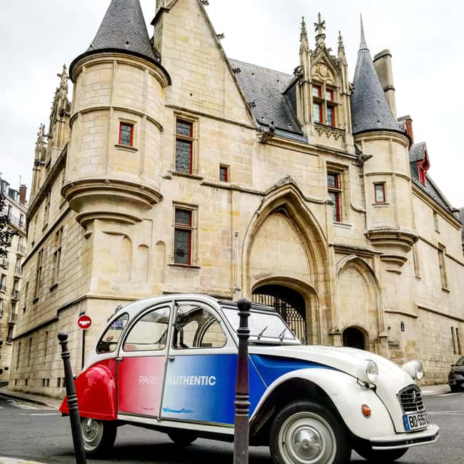 Classic, Romantic Paris: 3-Hour Vintage 2CV Tour - A moving sightseeing tour with limited stops