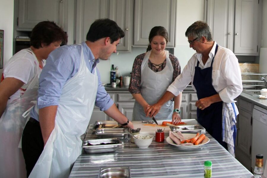 Cooking Class with a Parisian Chef - Patient help for beginners
