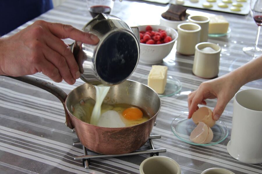 Cooking Class with a Parisian Chef - Why the small-group setting matters