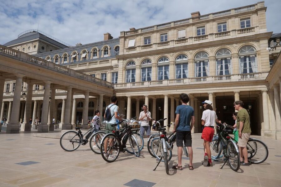 Discover Paris by bike - Why a bicycle makes sense in central Paris