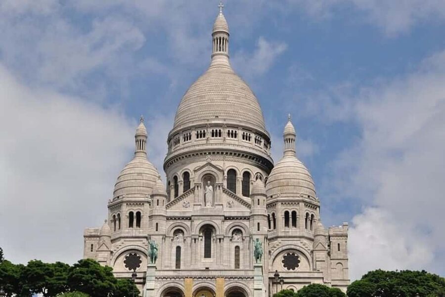 Discovering Le Marais: Guided Walking Tour of Paris - Starting at 26 Rue du Renard