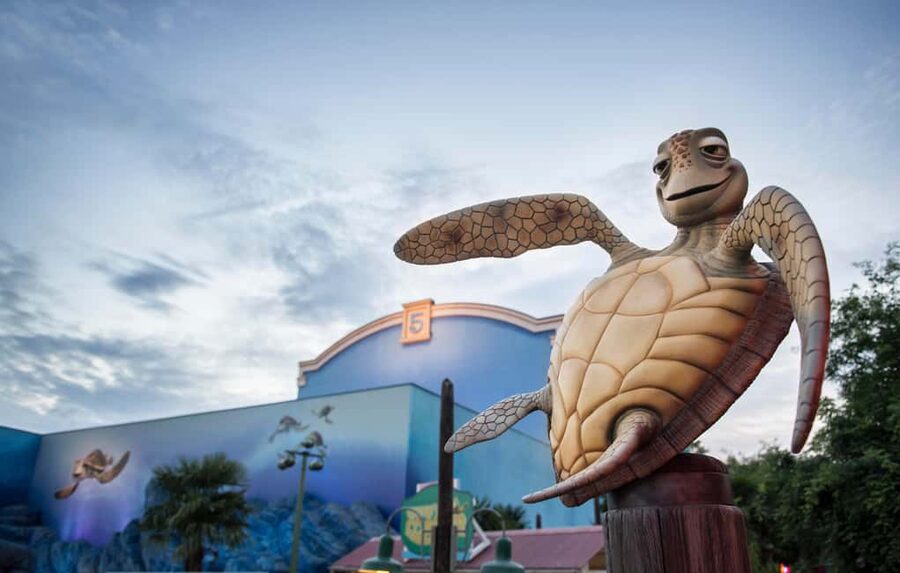 Disneyland® Paris Tickets and Shuttle Transport - The ride to Disneyland Paris and Winnie Parking