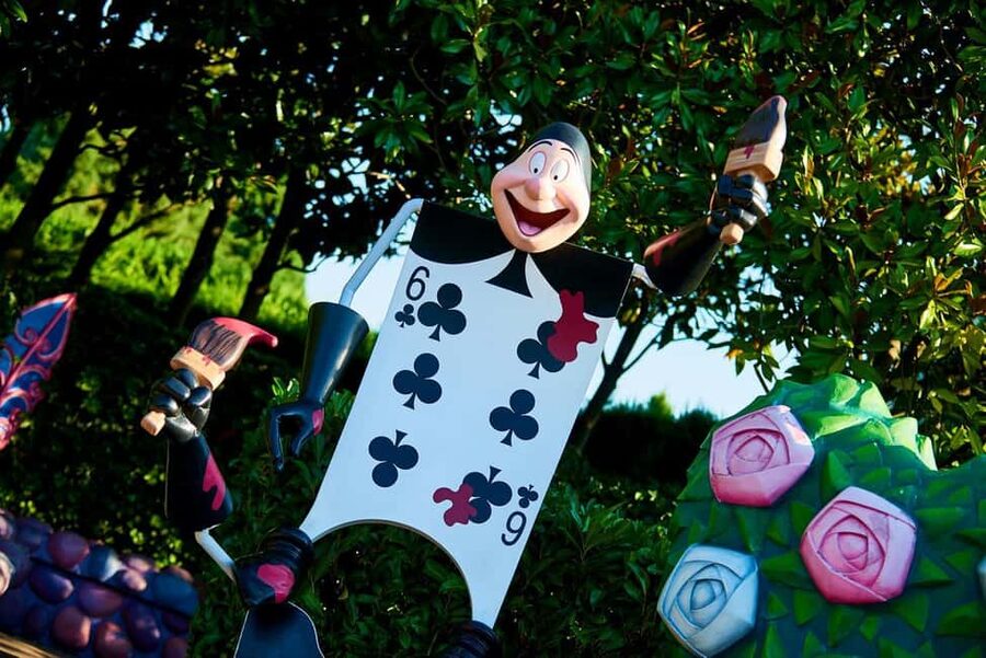 Disneyland® Paris Tickets and Shuttle Transport - What the day at Disneyland Paris feels like