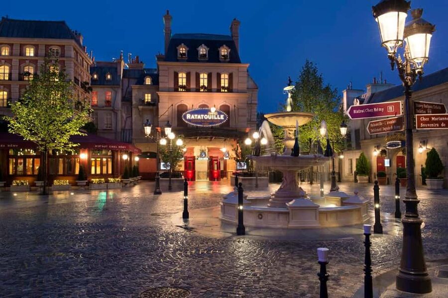 Disneyland® Paris Tickets for Train and Parks - Booking, cancellation, and practical timing