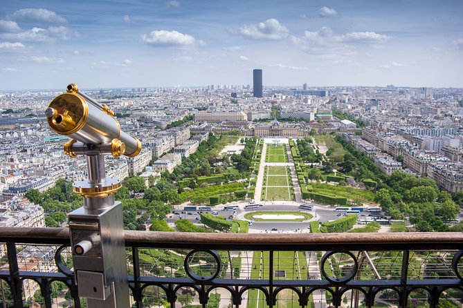 Eiffel Tower Dinner Experience and Sightseeing Seine River Cruise - Getting into the Eiffel Tower can take longer than expected