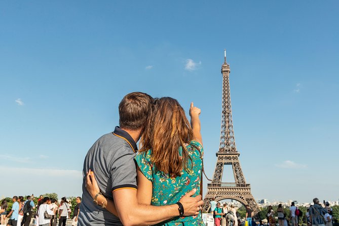Eiffel Tower Dinner Experience and Sightseeing Seine River Cruise - Dinner inside Madame Brasserie on the first floor