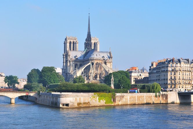 Eiffel Tower Summit Option with Seine River Cruise and City Tour - Timing is the central problem