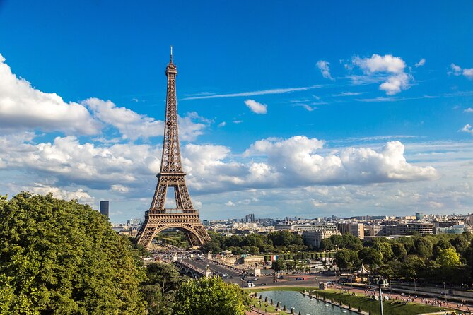 Eiffel Tower Tour with Optional Summit and Seine River Cruise - Should you add the summit?