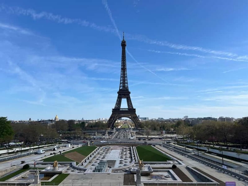 Eiffel Tower with Summit and 2nd Floor Access Guided Tour - What the $47 price means