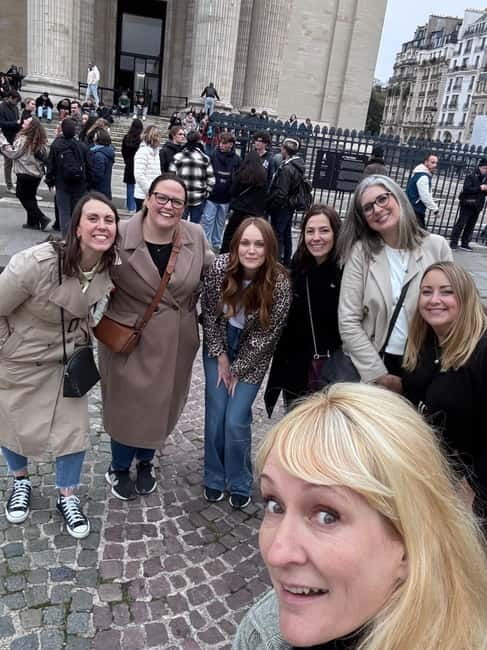 Emily inspired walking tour - Walking pace, group size, and who should book