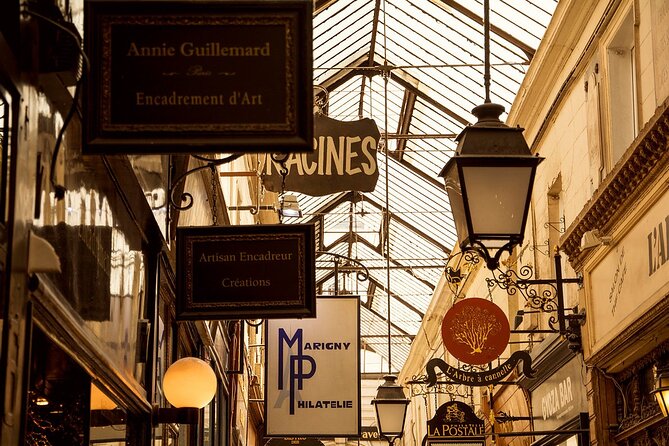 Escape Game in the Covered Passages in Paris - Photos and the winning gift
