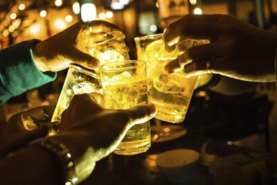 Explore Hidden bars and Speakeasies in Paris