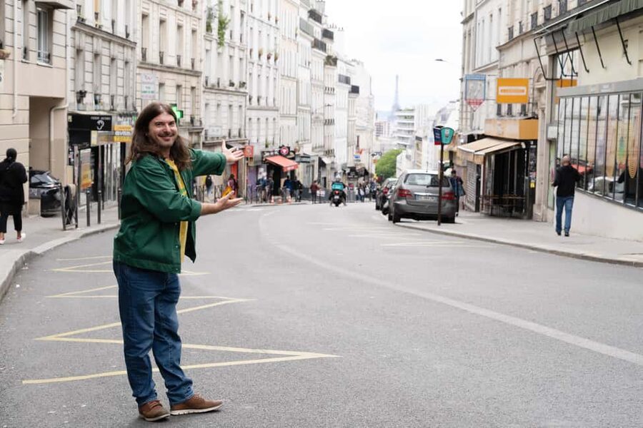 Exploring Belleville: Parisian Culture&Creativity in Motion - Starting at 401 Rue des Pyrénées