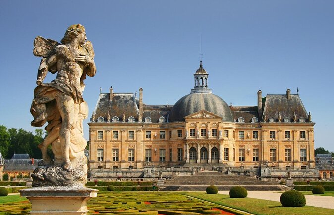 Fontainebleau and Vaux-Le-Vicomte Castle Small-Group Day Trip From Paris - Key points to know before you book