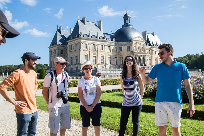 Fontainebleau and Vaux-Le-Vicomte Castle Small-Group Day Trip From Paris - Starting from Paris in a group of eight