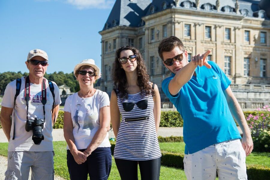 From Paris: Chateau de Fontainebleau & Vaux-Le-Vicomte Tour - Why Vaux-le-Vicomte deserves the first stop