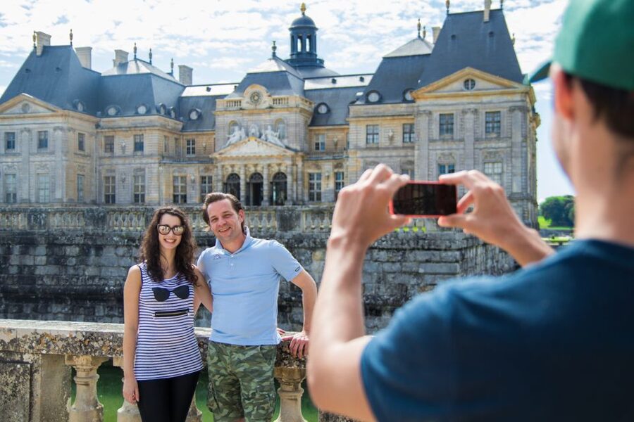 From Paris: Chateau de Fontainebleau & Vaux-Le-Vicomte Tour - Who will enjoy this day most?