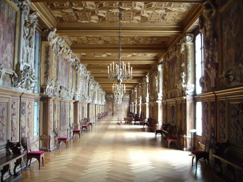 From Paris: Fontainebleau & Vaux-le-Vicomte Private Tour - Fontainebleau Palace and the long royal story
