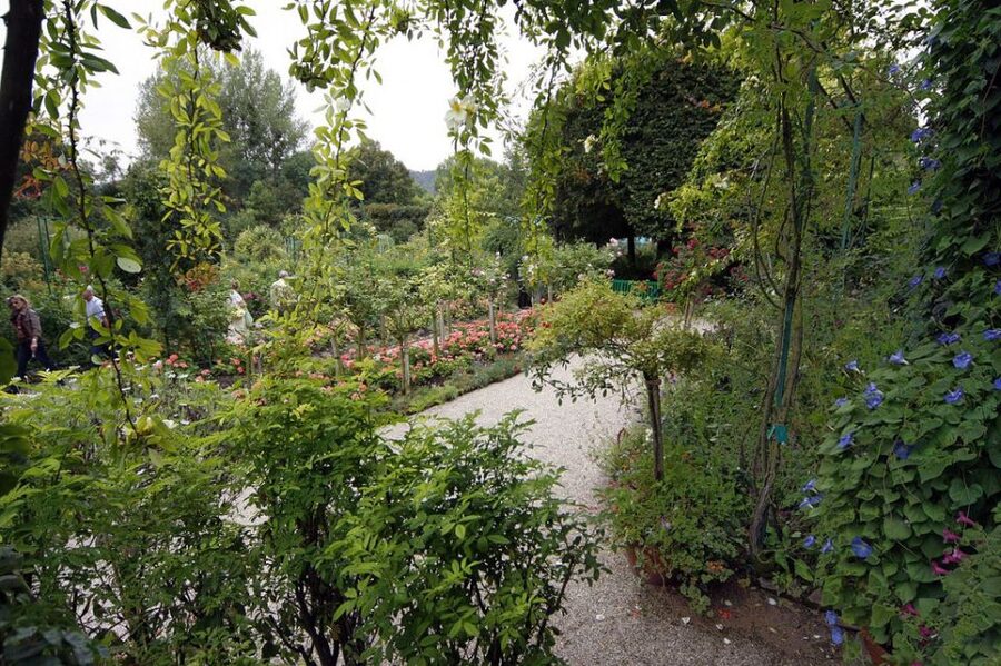 From Paris: Giverny and Monet's Home Day Trip - The drive from Paris to Normandy