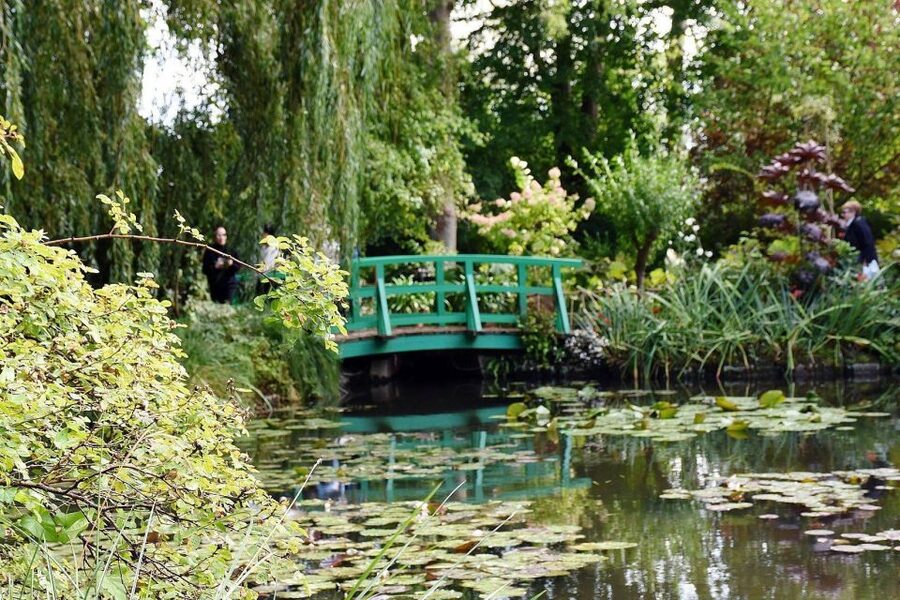 From Paris: Giverny & Monet’s House Skip-the-Line Tour - Entering the flower garden