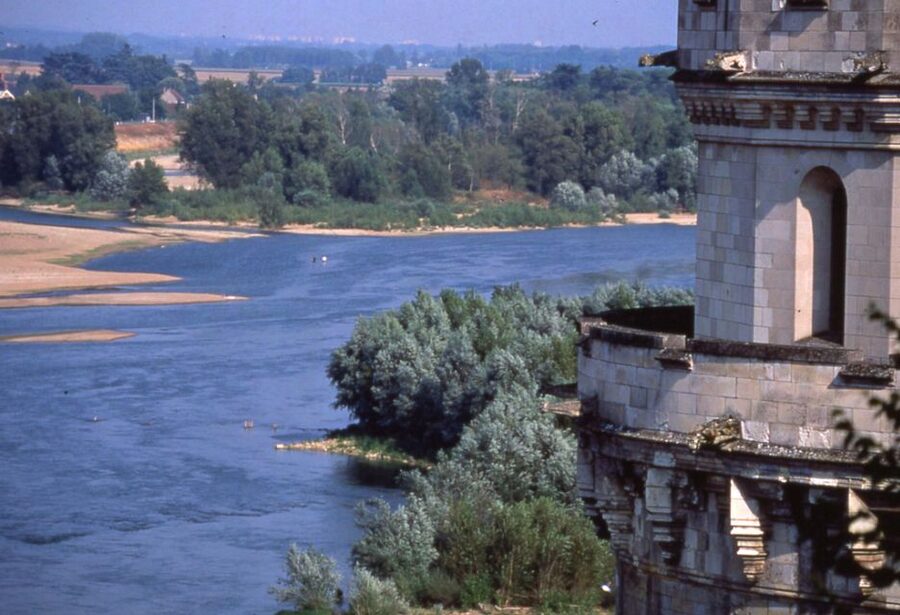 From Paris: Loire Valley Castles Full-Day Tour with Lunch - Why this Loire Valley day trip works