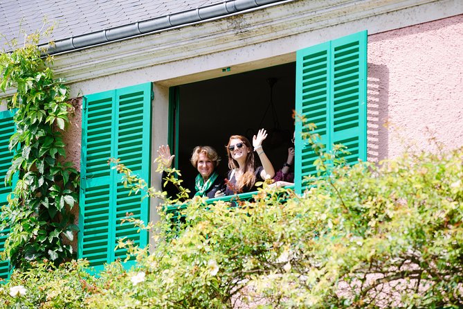 From Paris: Monet Gardens & Giverny Bike Tour with Picnic Stop - Inside Monet’s house and gardens