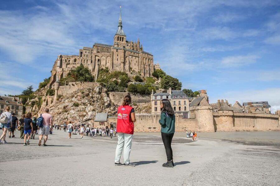 From Paris: Mont Saint-Michel Tour with Hotel Pickup Service - Why Mont Saint-Michel Makes a Worthwhile Day Trip