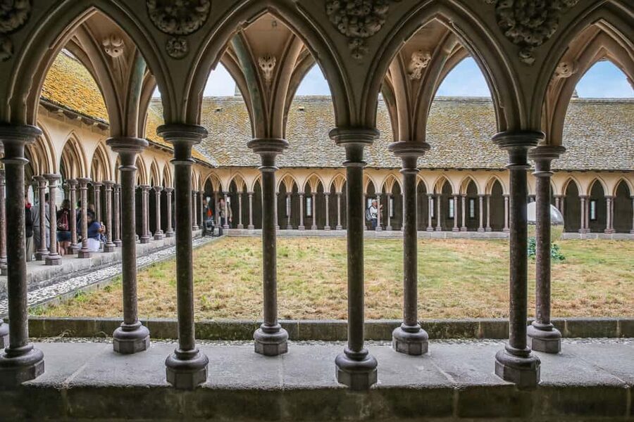 From Paris: Mont Saint-Michel Tour with Hotel Pickup Service - The Return to Paris