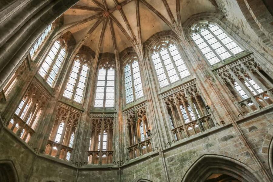 From Paris: Mont Saint-Michel Tour with Hotel Pickup Service - Who Should Book This Tour?