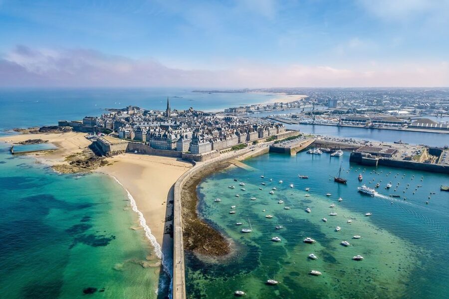 From Paris: Normandy Landing Beaches D-Day Tour by Minibus - Colleville American Cemetery and the Visitor Center