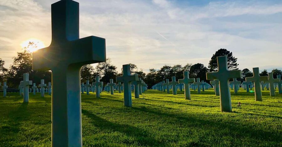 From Paris: Normandy Landing Beaches D-Day Tour by Minibus - Gold Beach and the route toward Juno Beach
