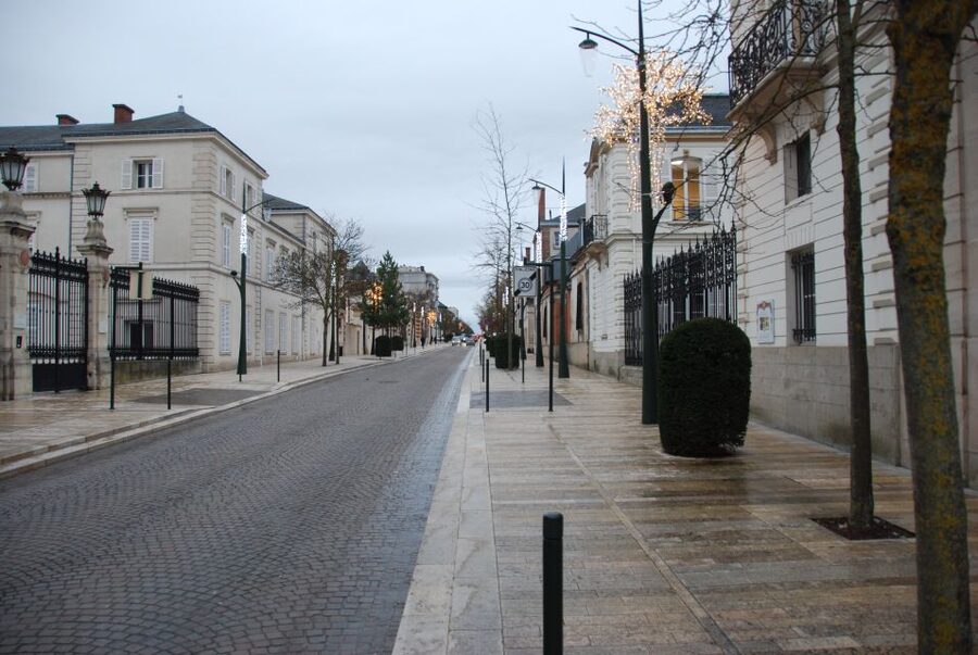 From Paris: Private Champagne Tour, Tastings at Moet&Chandon - Inside Moët & Chandon