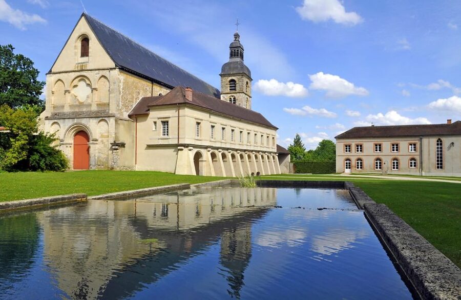 From Paris: Private Champagne Tour, Tastings at Moet&Chandon - Lunch in Hautvillers