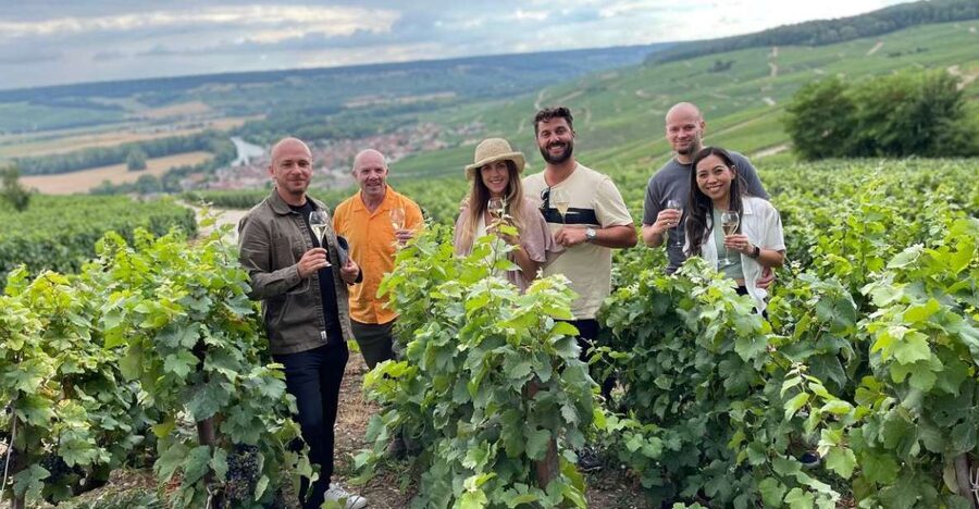 From Paris: Small-Group Champagne Tour with 3-Course Lunch - The two-hour ride to Épernay