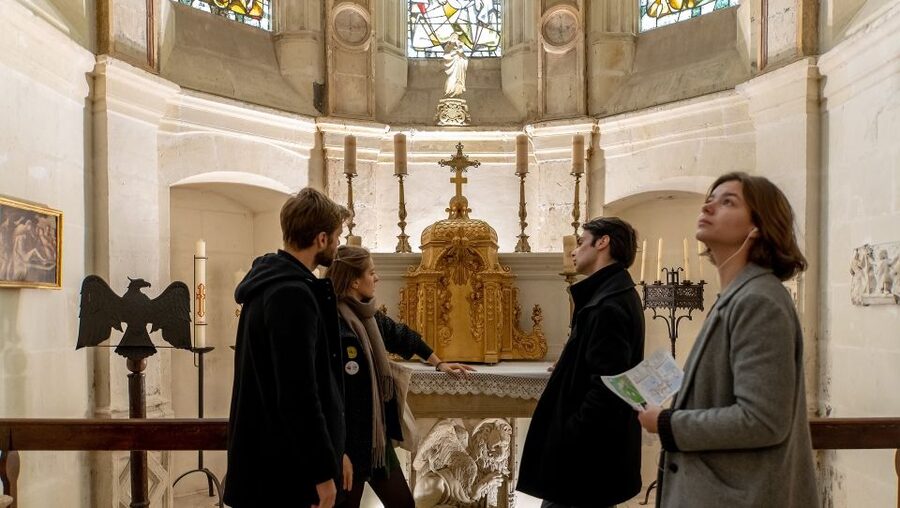 From Paris: Small-Group Tour of Loire Castles - Cheverny: polished rooms and a wartime story