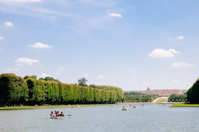 From Paris: Versailles Bike Tour w/ Palace, Gardens, & Picnic - Queen’s Hamlet and the walking involved