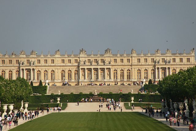 From Paris: Versailles Guided Tour by Deluxe Minibus - Is $112 good value?