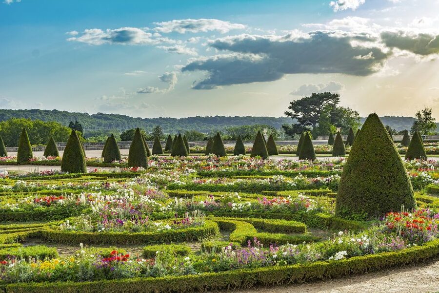 From Paris: Versailles Palace and Gardens Guided Experience - Key points to know before booking