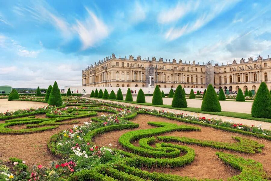 From Paris: Versailles Palace & Gardens with Transportation - Half-day or full-day: make the right choice