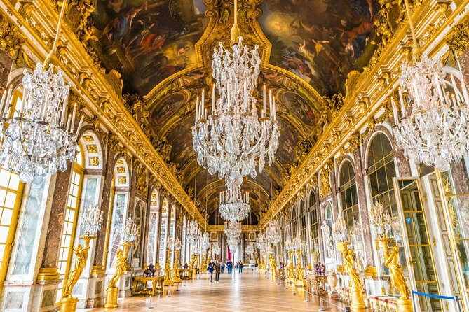 From Paris: Versailles Palace Guided Tour with Gardens Access - Why Versailles works well with a guide