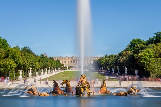 From Paris: Versailles Palace Live Tour with Gardens Access - Who should choose this Versailles tour?